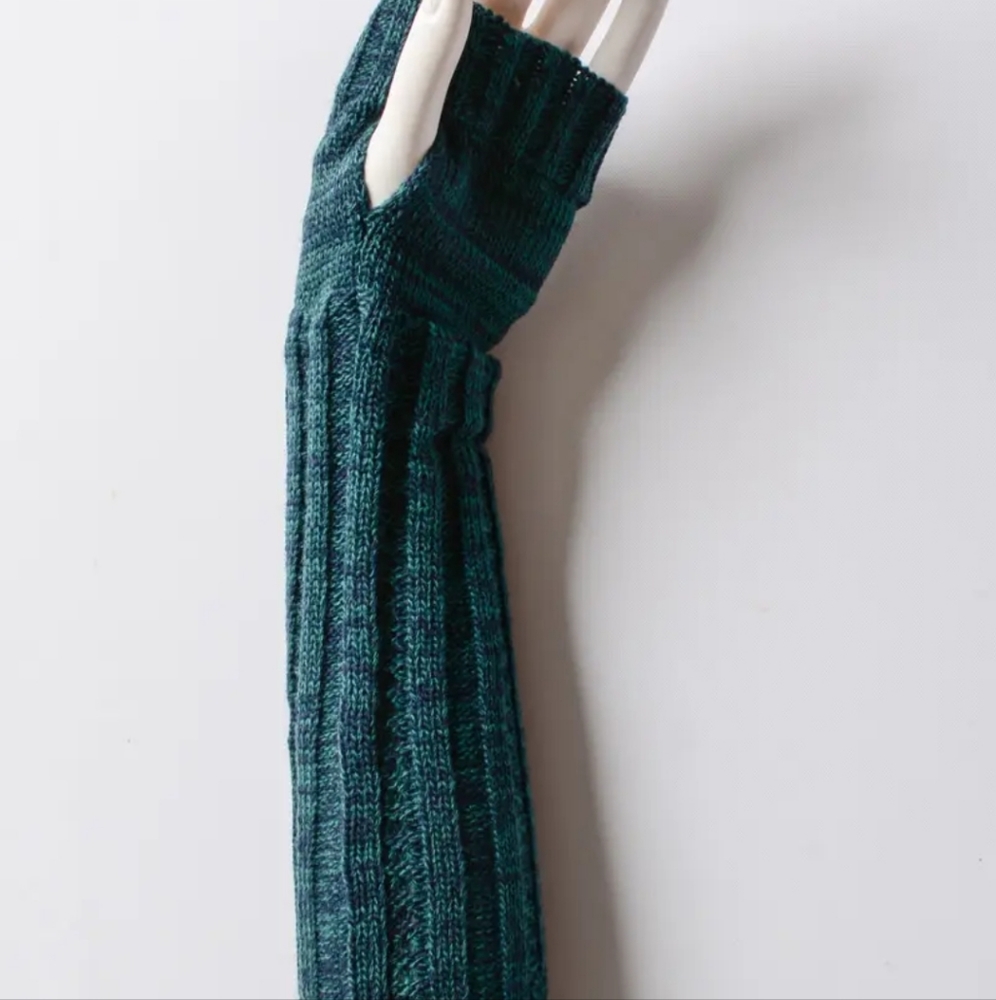 Cable knit arm warmers dark green teal, new in packaging